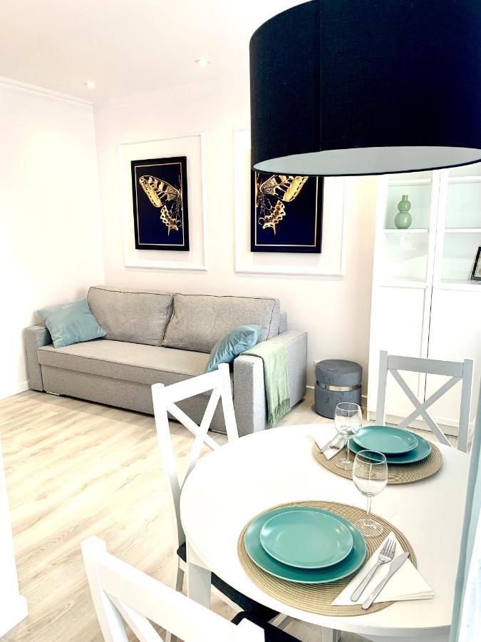 Apartamenty Sienkiewicza - Bezplatny Parking, Centrum, Park, Fv Kielce Bagian luar foto