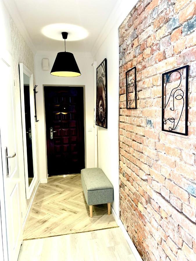Apartamenty Sienkiewicza - Bezplatny Parking, Centrum, Park, Fv Kielce Bagian luar foto