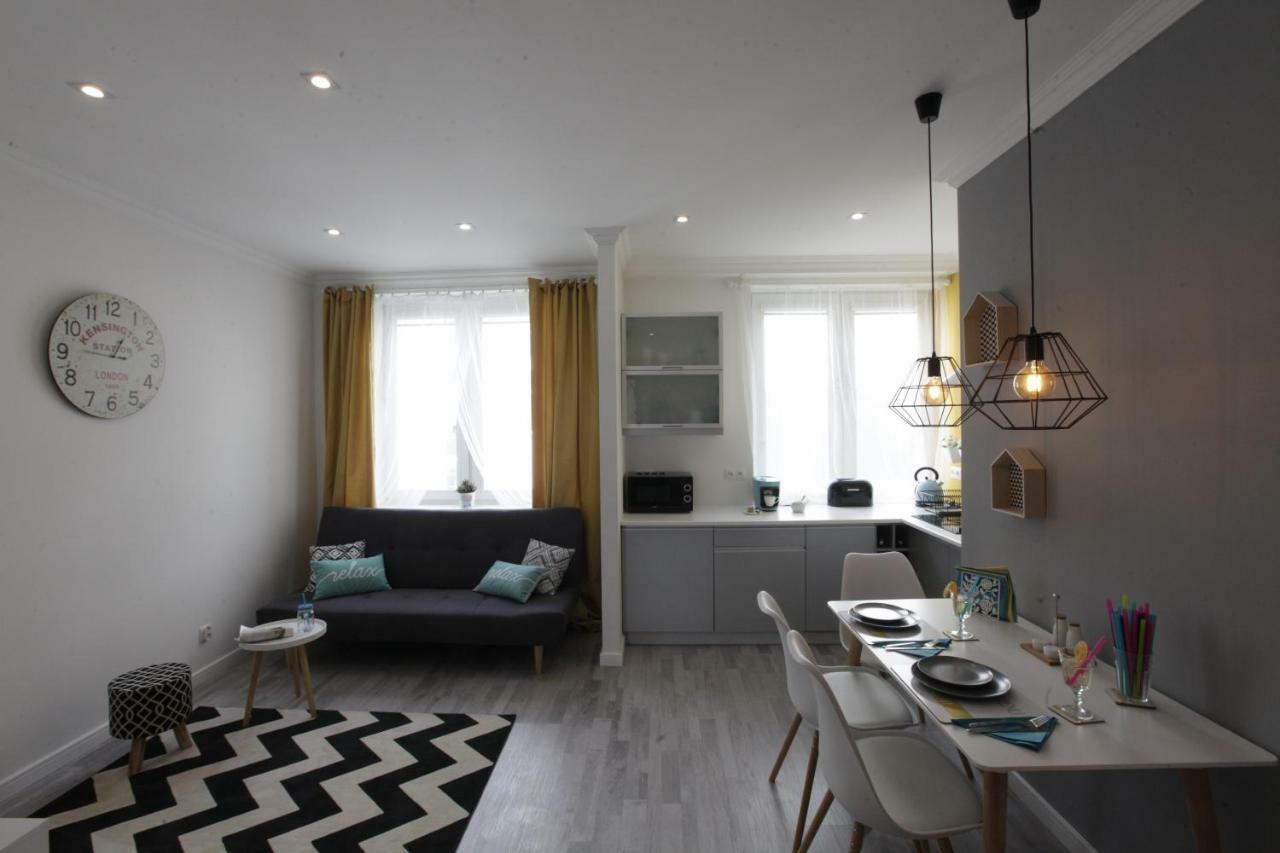 Apartamenty Sienkiewicza - Bezplatny Parking, Centrum, Park, Fv Kielce Bagian luar foto
