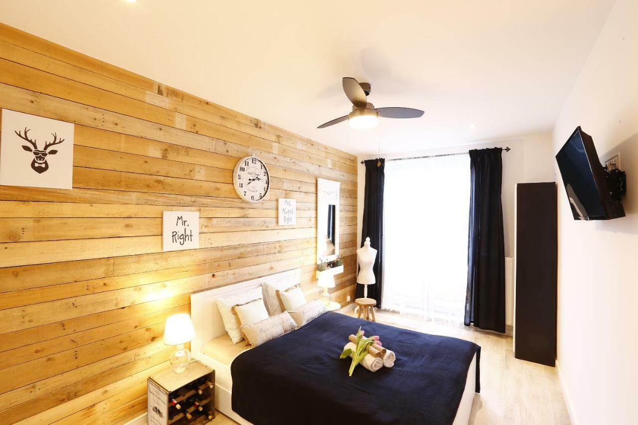 Apartamenty Sienkiewicza - Bezplatny Parking, Centrum, Park, Fv Kielce Bagian luar foto
