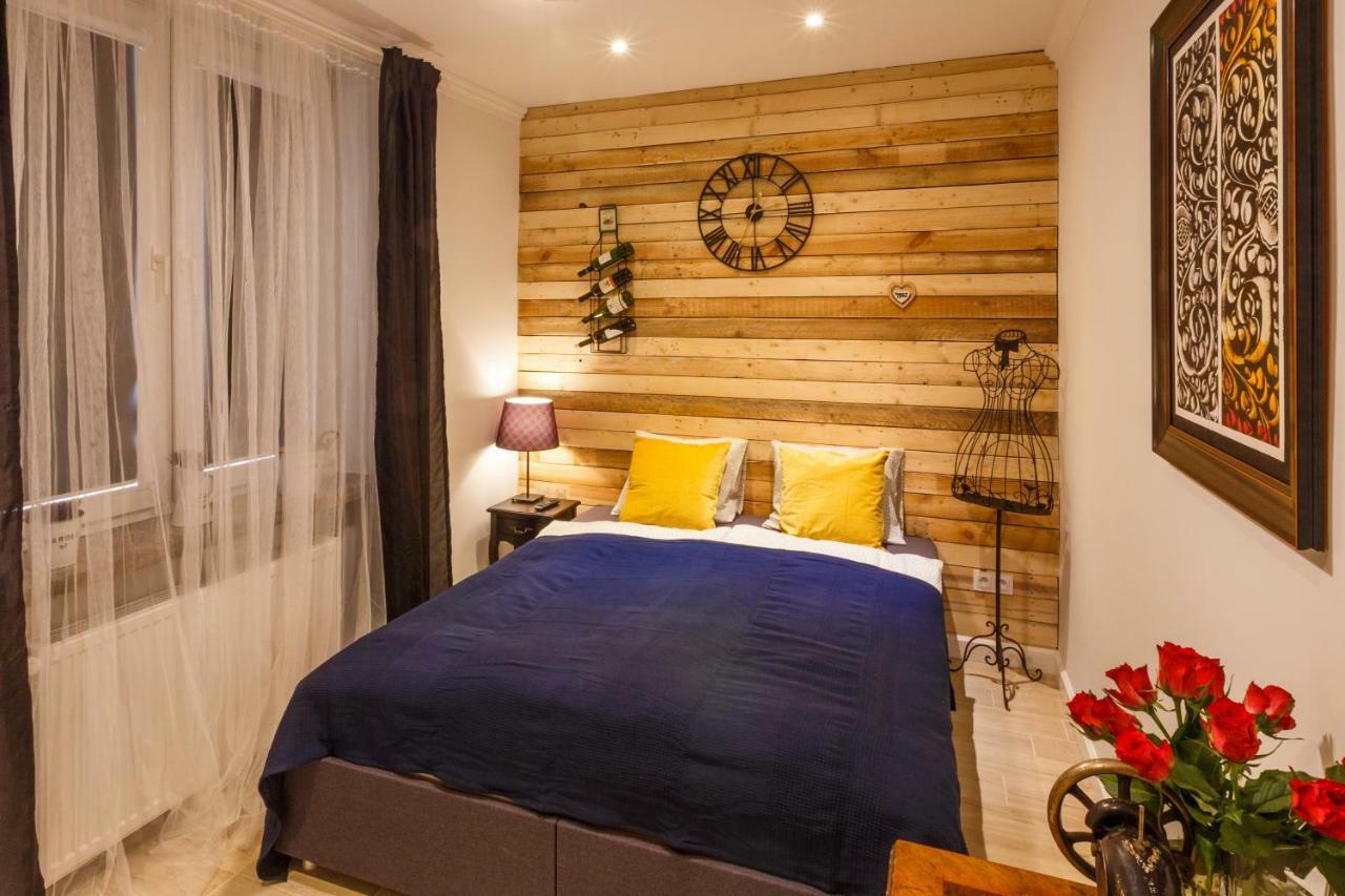 Apartamenty Sienkiewicza - Bezplatny Parking, Centrum, Park, Fv Kielce Bagian luar foto
